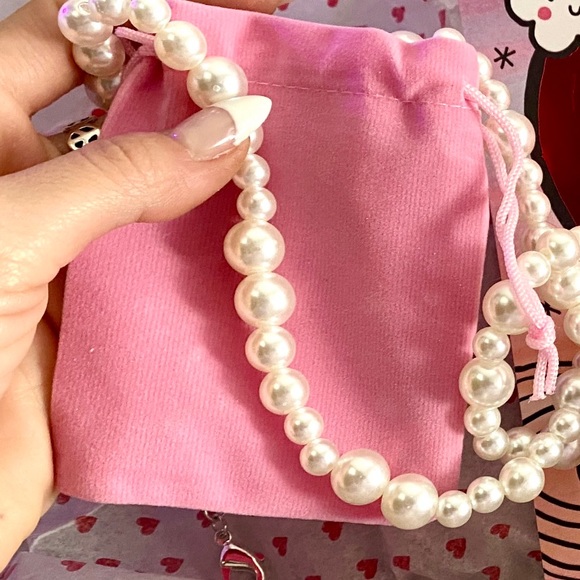 Pearl Face Mask Chain - Picture 4 of 5